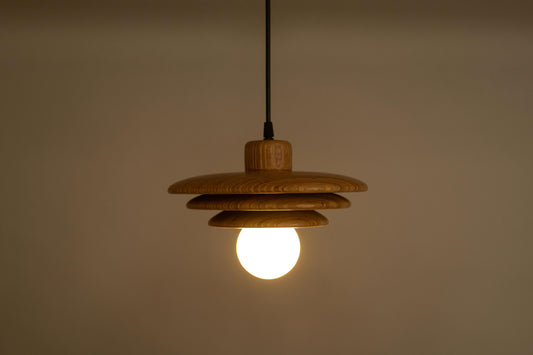 Tiered pendant lamp