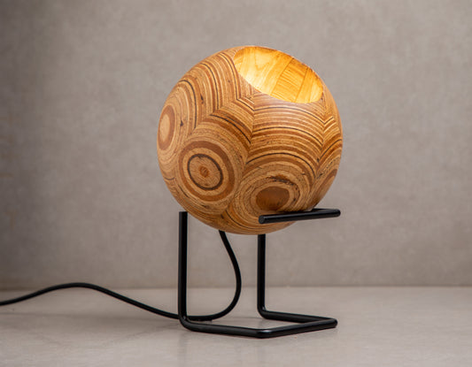 Round table lamp