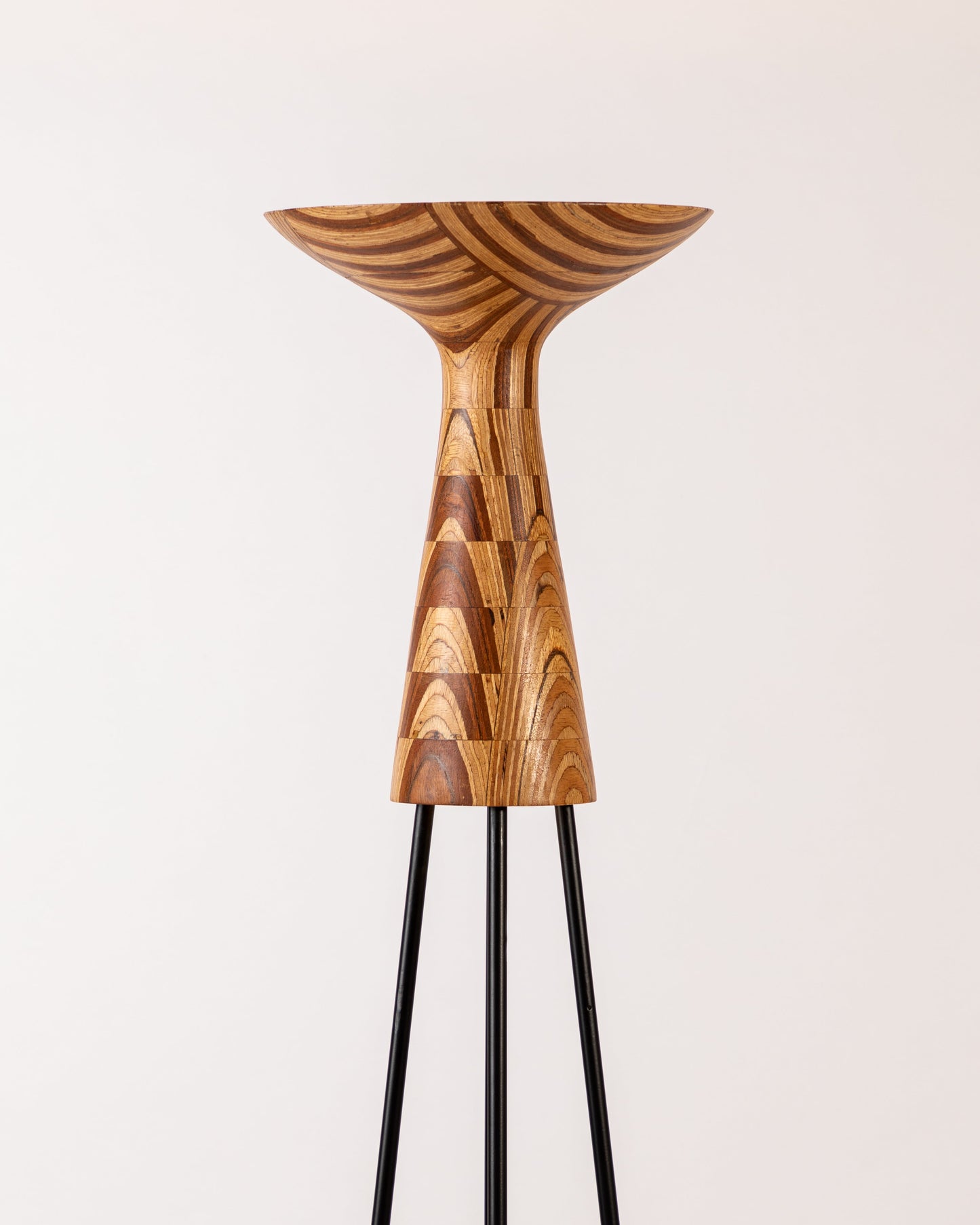 Hourglass floor lamp